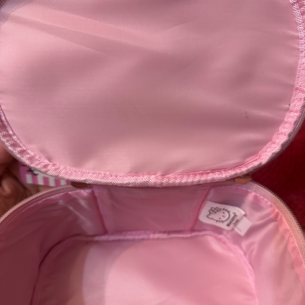 Hello Kitty Pink Interior Bag - Picture 9 of 9